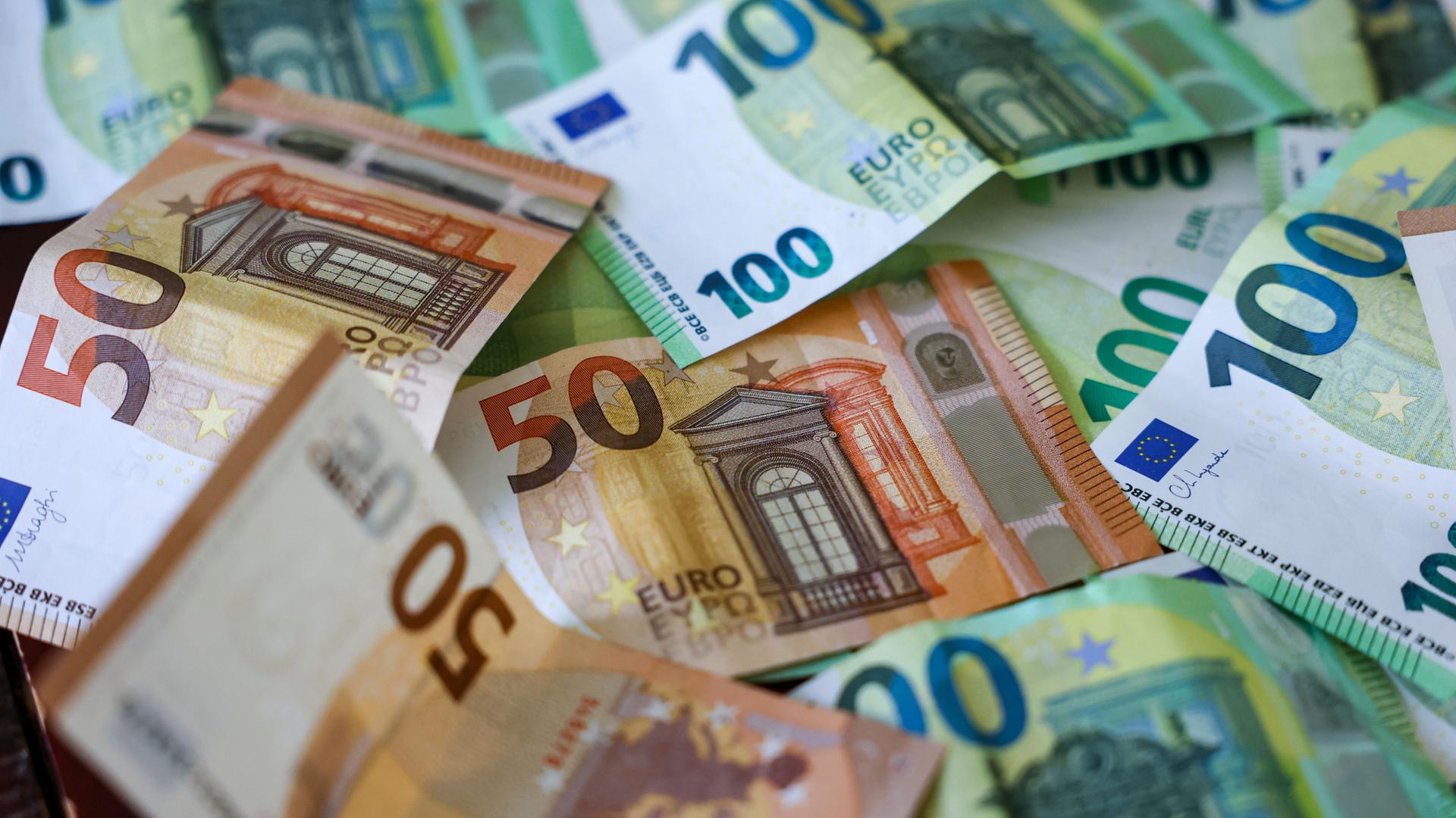 Fehlinvestments: Krankenkassen droht womöglich Milliardenverlust