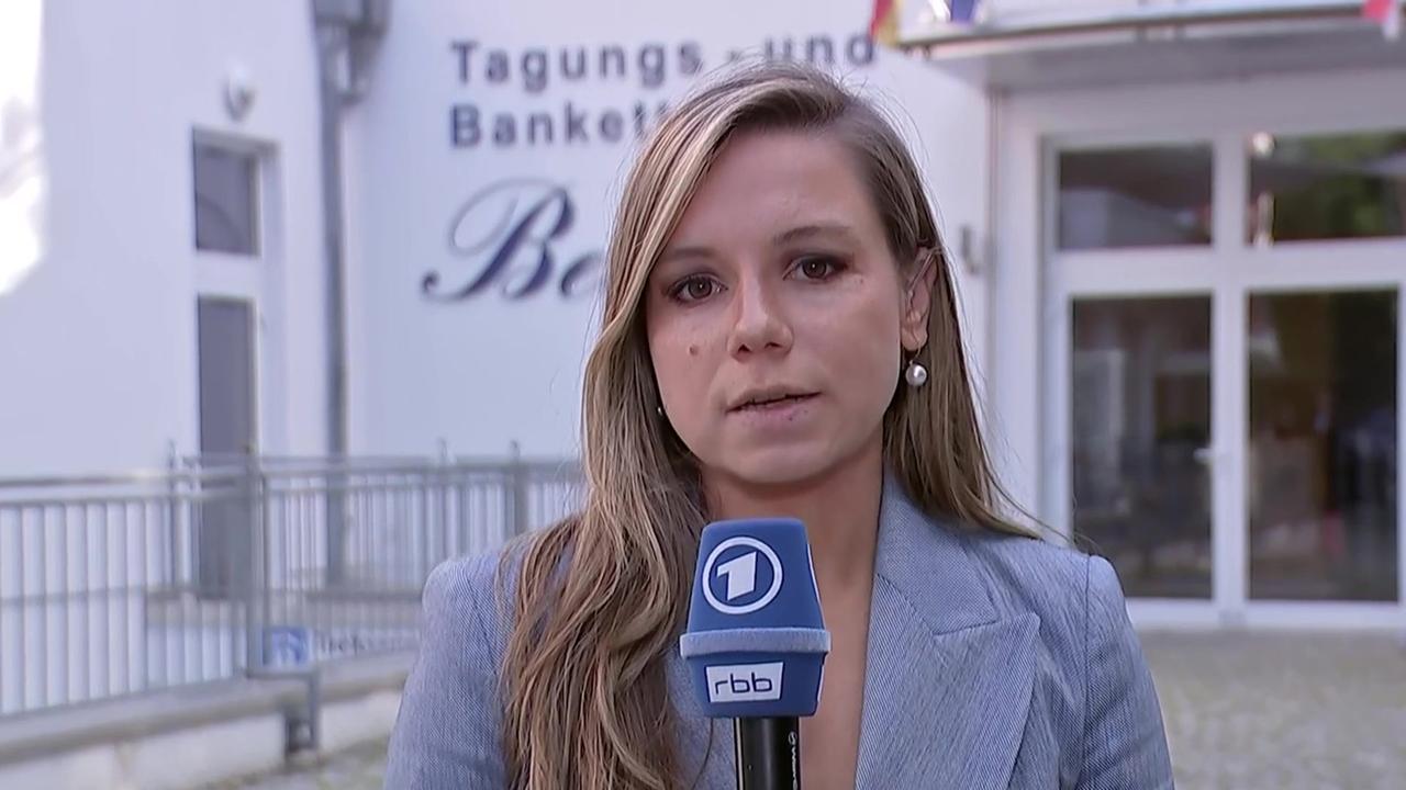 Julia Cruz, RBB, mit Eckdaten zum Schlichtungsvorschlag im Tarifstreit der Deutschen Bahn | tagesschau.de