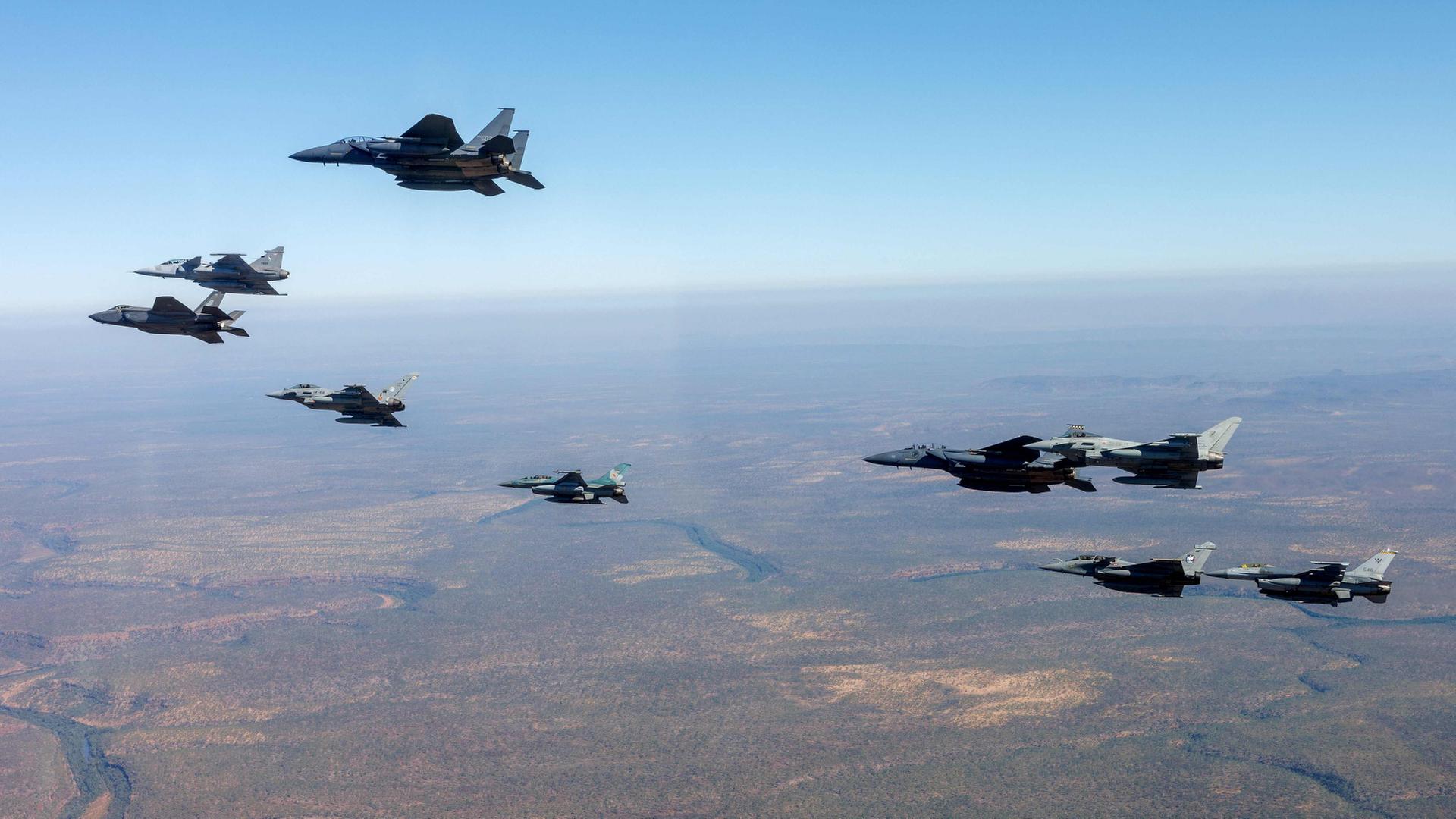 Indopazifik-Politik: Luftwaffe übt in Australien und Japan