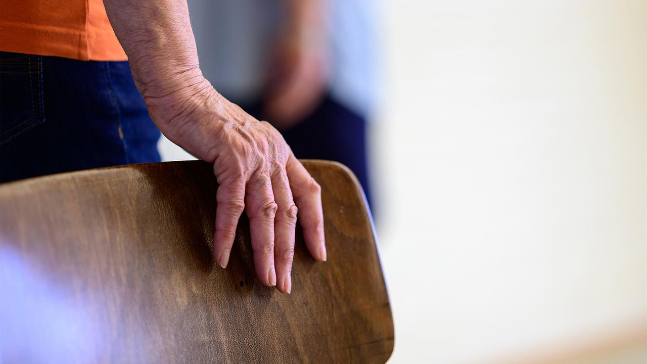 Weniger Sterbefälle in Deutschland, aber mehr Tote durch Demenz