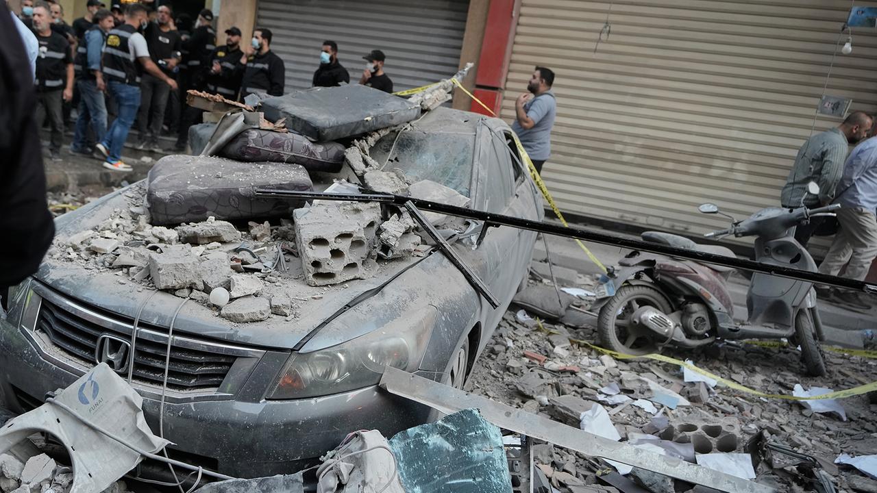 Libanon-ber-Krieg-oder-Frieden-entscheiden-andere