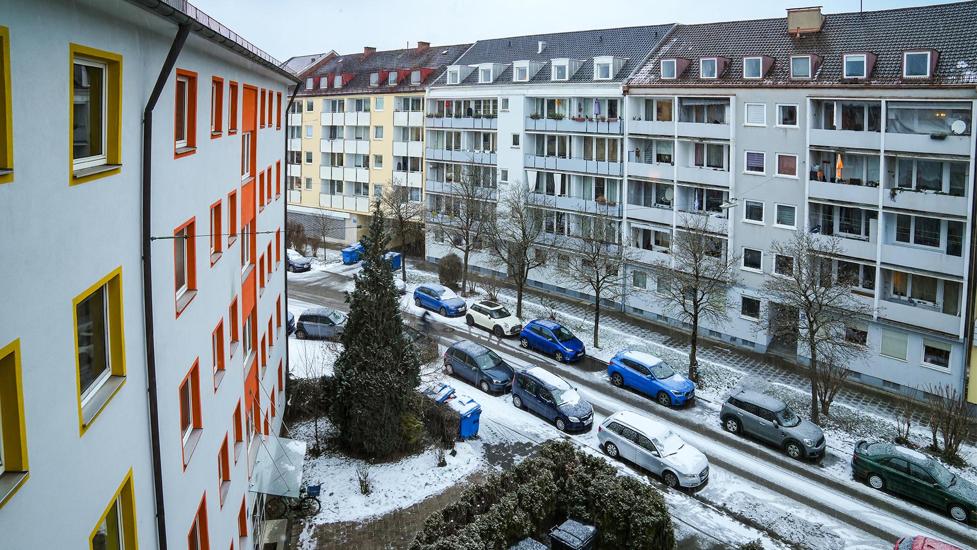 Wohnimmobilien in einer Stadt. | picture alliance / CHROMORANGE