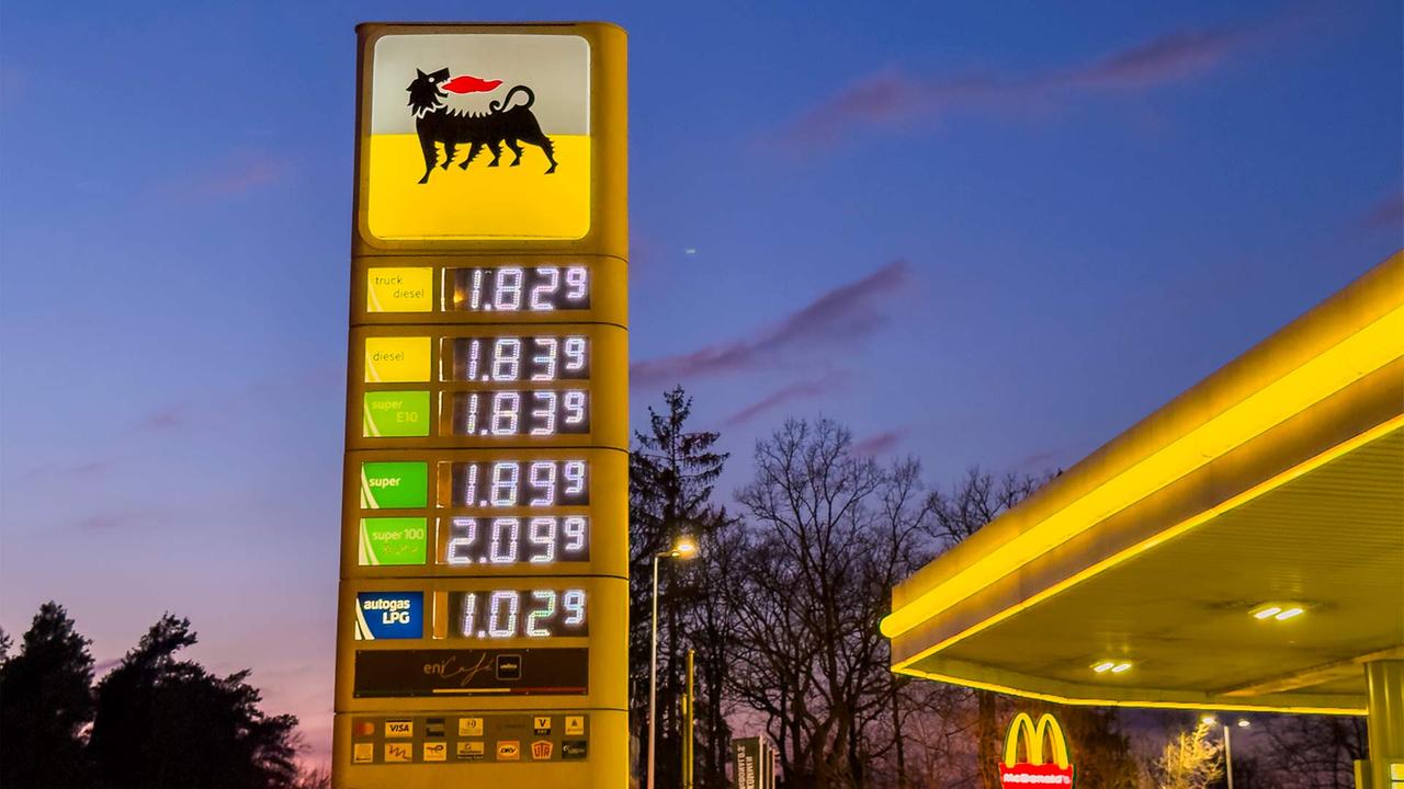 Spritpreise steigen infolge des Iran-Kriegs immer weiter