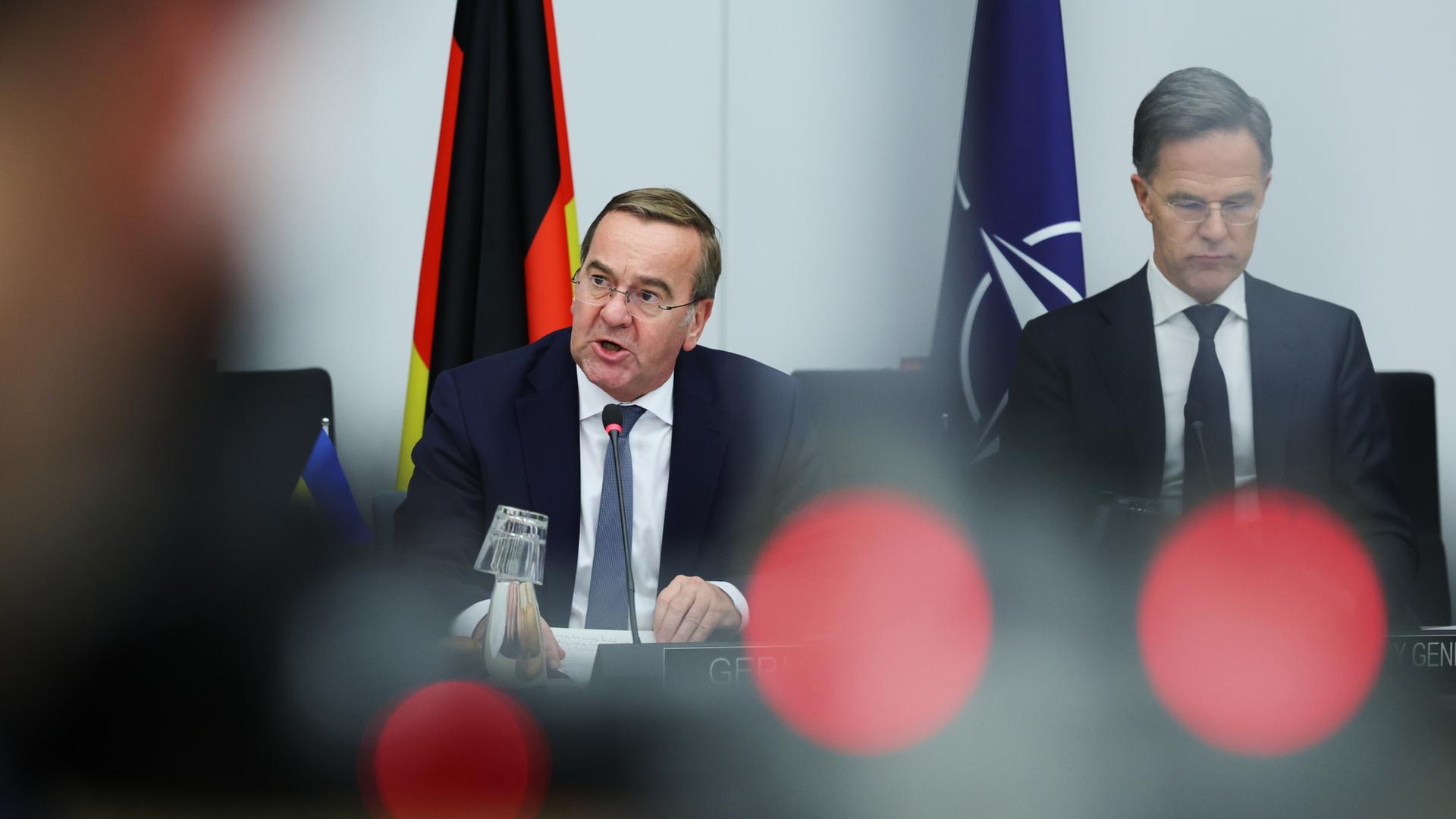 Verteidigungsminister Boris Pistorius neben NATO-Generalsekretär Mark Rutte | dpa