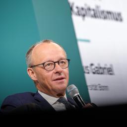 Friedrich Merz bei einer Diskussionsrunde der Süddeutschen Zeitung 