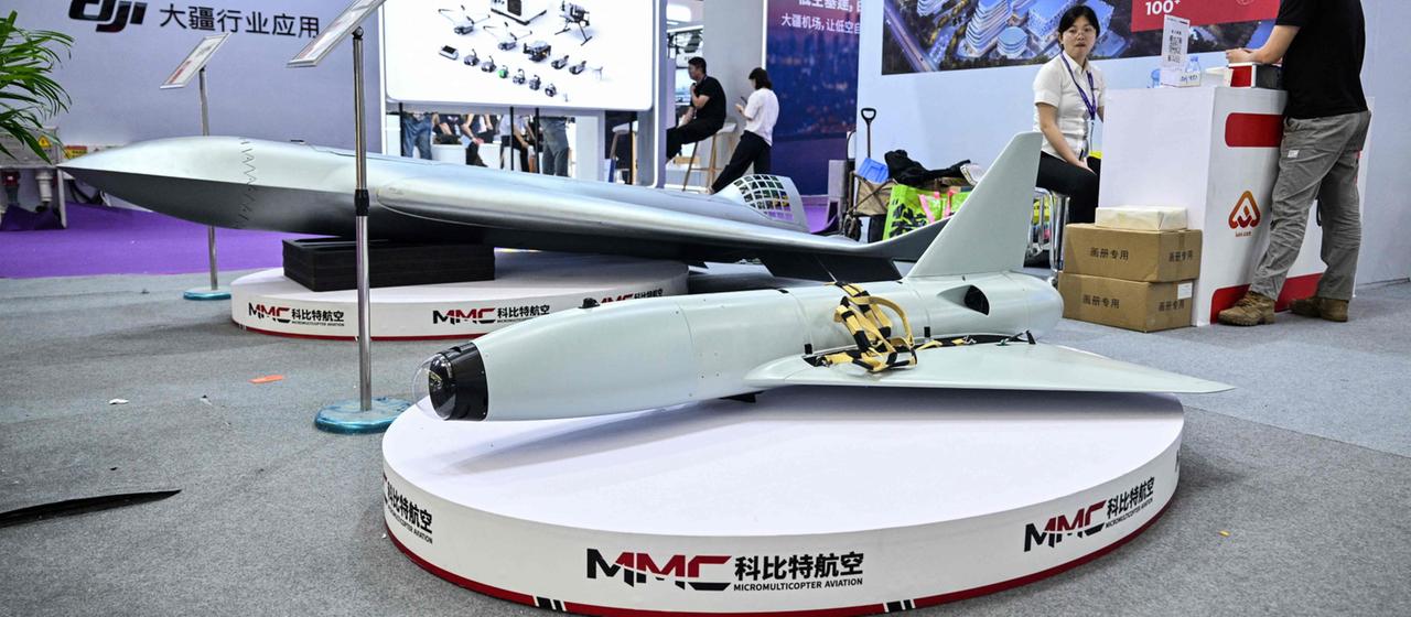 Chinesische Drohne auf einer Messe