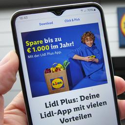 Smartphone mit Informationen über die Lidl Plus APP.