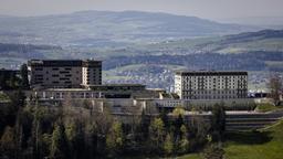 Das Bürgenstock Resort ist auf dem Berg Bürgenstock oberhalb des Vierwaldstättersees zu sehen.