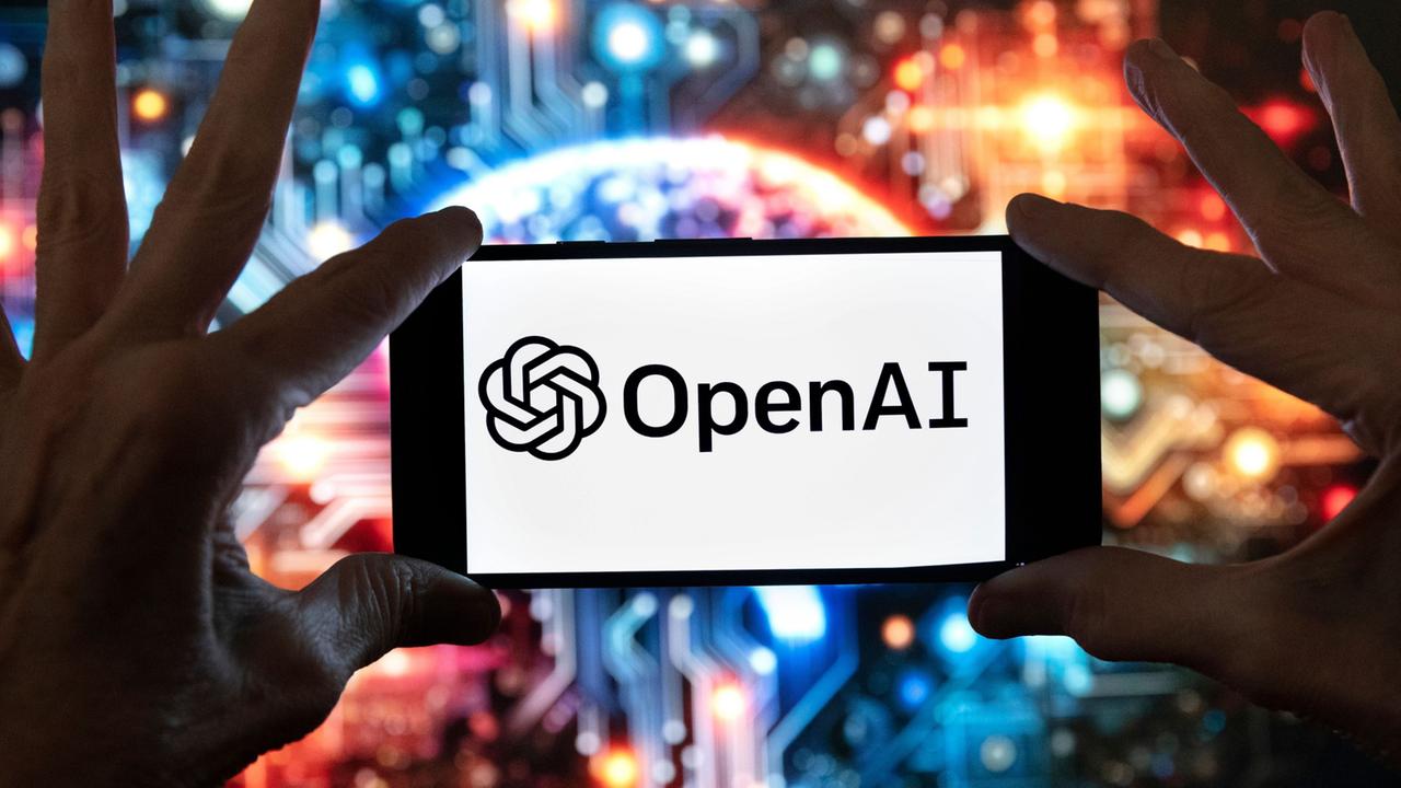 KI-Entwickler OpenAI 暂停训练 nach Zwischenfall