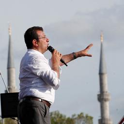 Ekrem Imamoglu bei einer Wahlkampfveranstaltung