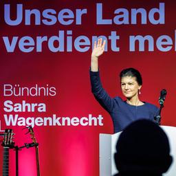 BSW-Namensgeberin Wagenknecht bei einem Wahlkampfauftritt in Hannover. | AFP BSW-Namensgeberin Wagenknecht bei einem Wahlkampfauftritt in Hannover.