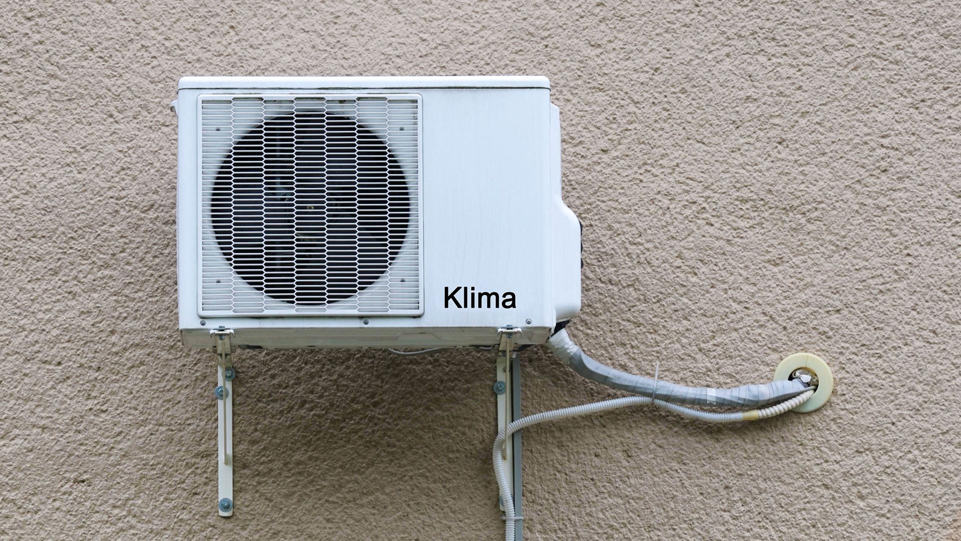 BGH-Urteil: Eigentümer haben Anspruch auf Klimaanlage am Balkon
