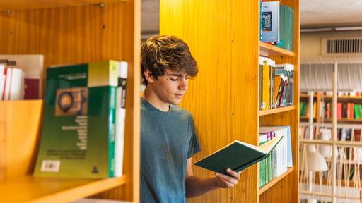 Junge Menschen kaufen weniger Bücher