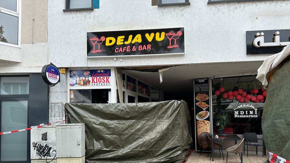 Hessen Brandsatz explodiert vor Café in Wetzlarer Innenstadt