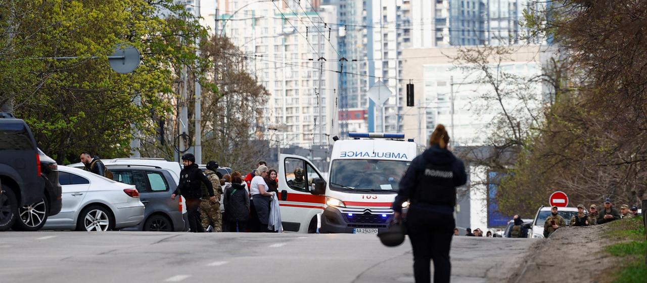 Mann erschießt mehrere Menschen in Kiew