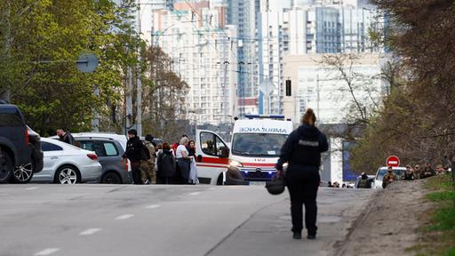 Mann erschießt mehrere Menschen in Kiew