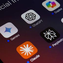 AI Apps auf einem Smartphone