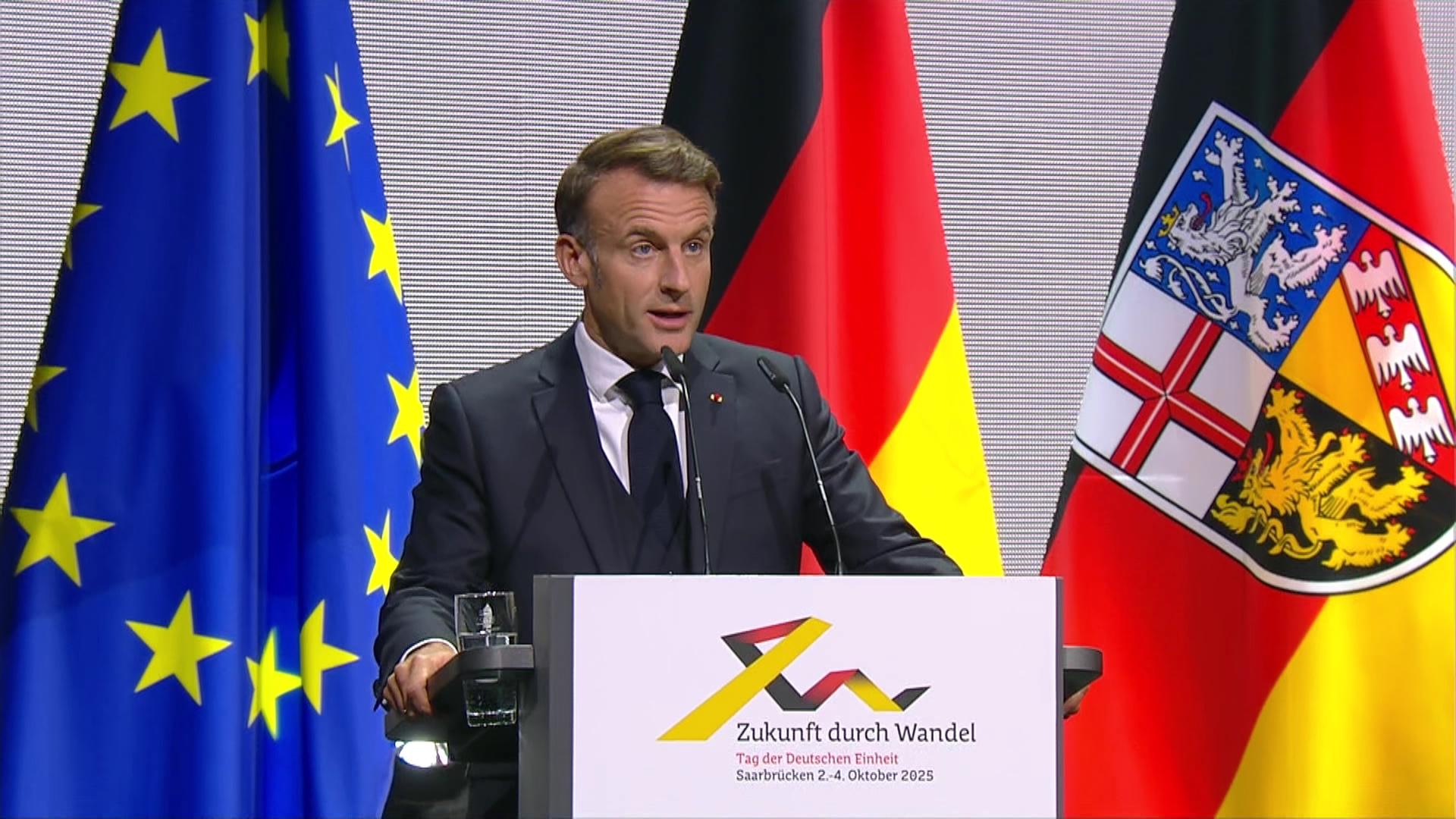 Emmanuel Macron spricht beim Tag der Deutschen Einheit | SR