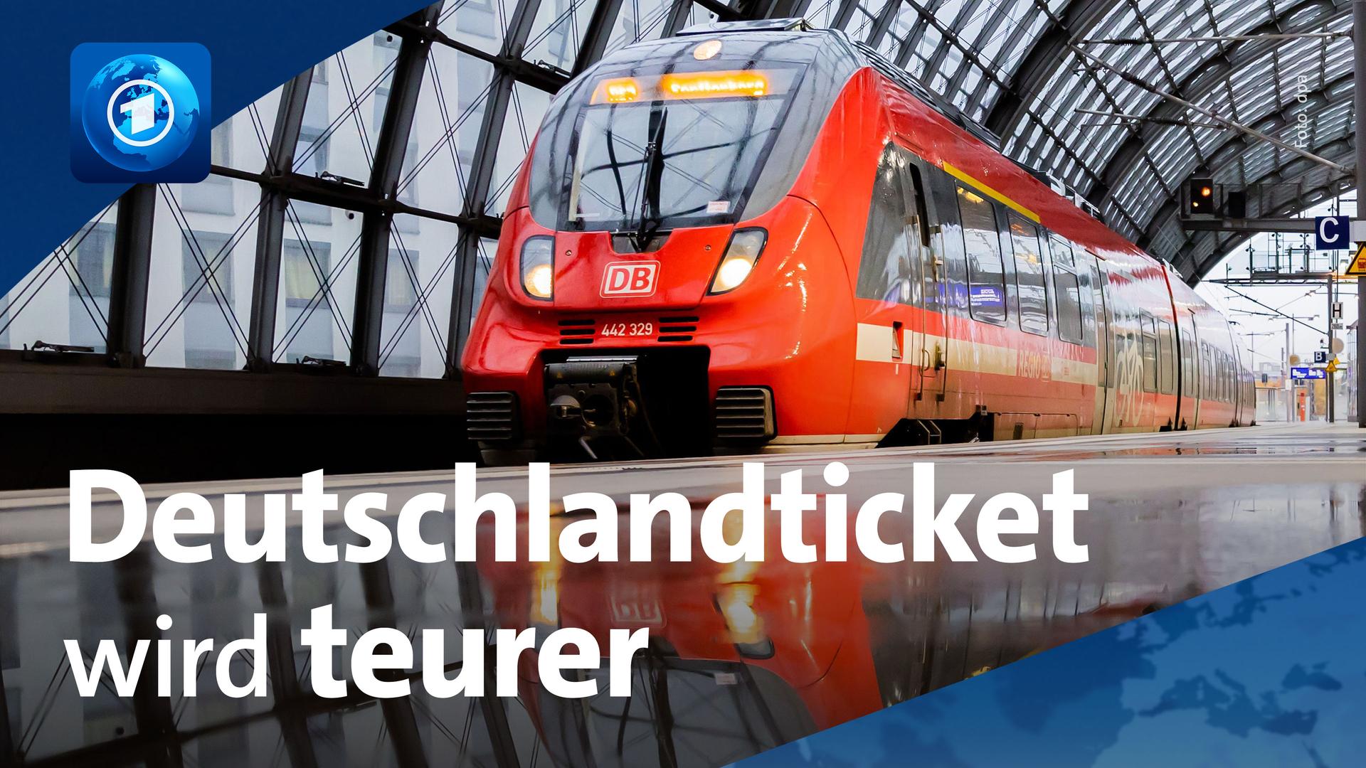 Ein Zug fÃ¤hrt im Bahnhof ein. | dpa