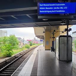 Bei der Berliner S-Bahn ist die Ringbahn unterbrochen (Quelle: rbb/Josephin Domaschke)