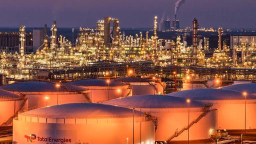 Chemiebranche rutscht weiter ab  