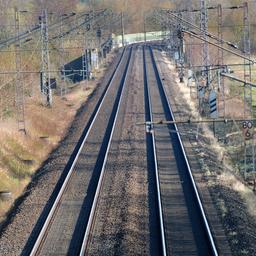 Schienen auf einer Bahntrasse