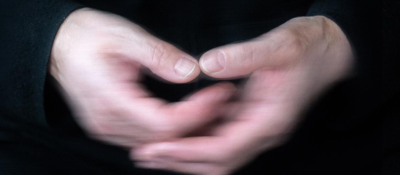 Zitternde Hände