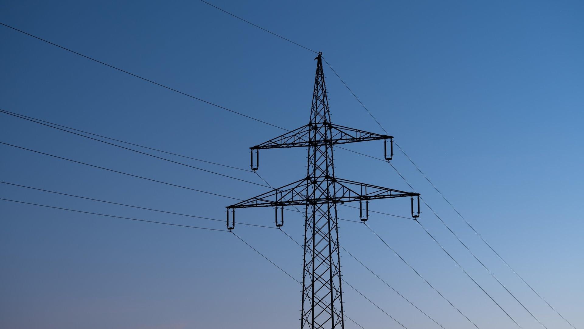 ドイツ南部で大規模停電、数千世帯が影響を受ける