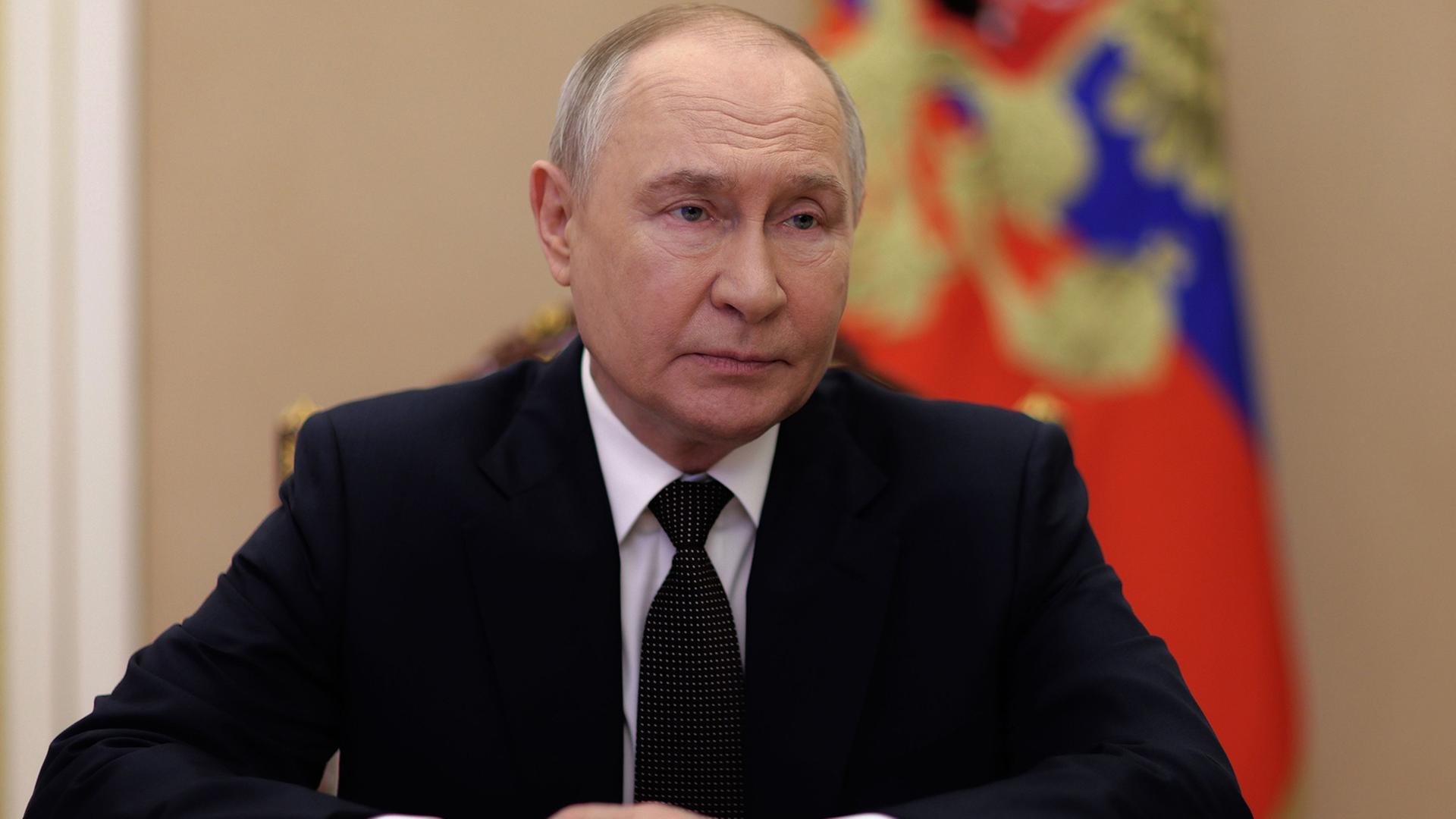 Putin soll Reiche um Spenden für Ukraine-Krieg gebeten haben