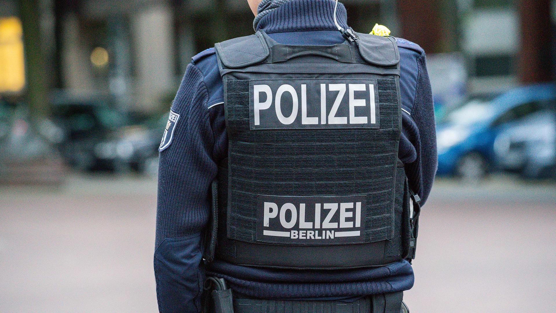 Innensenatorin Spranger kritisiert Rheinmetall wegen fehlerhafter Schusswesten