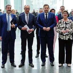 Markus Söder, Friedrich Merz, Lars Klingbeil und Saskia Esken bei der Pressekonferenz zum Koalitionsvertrag am 9.4.25