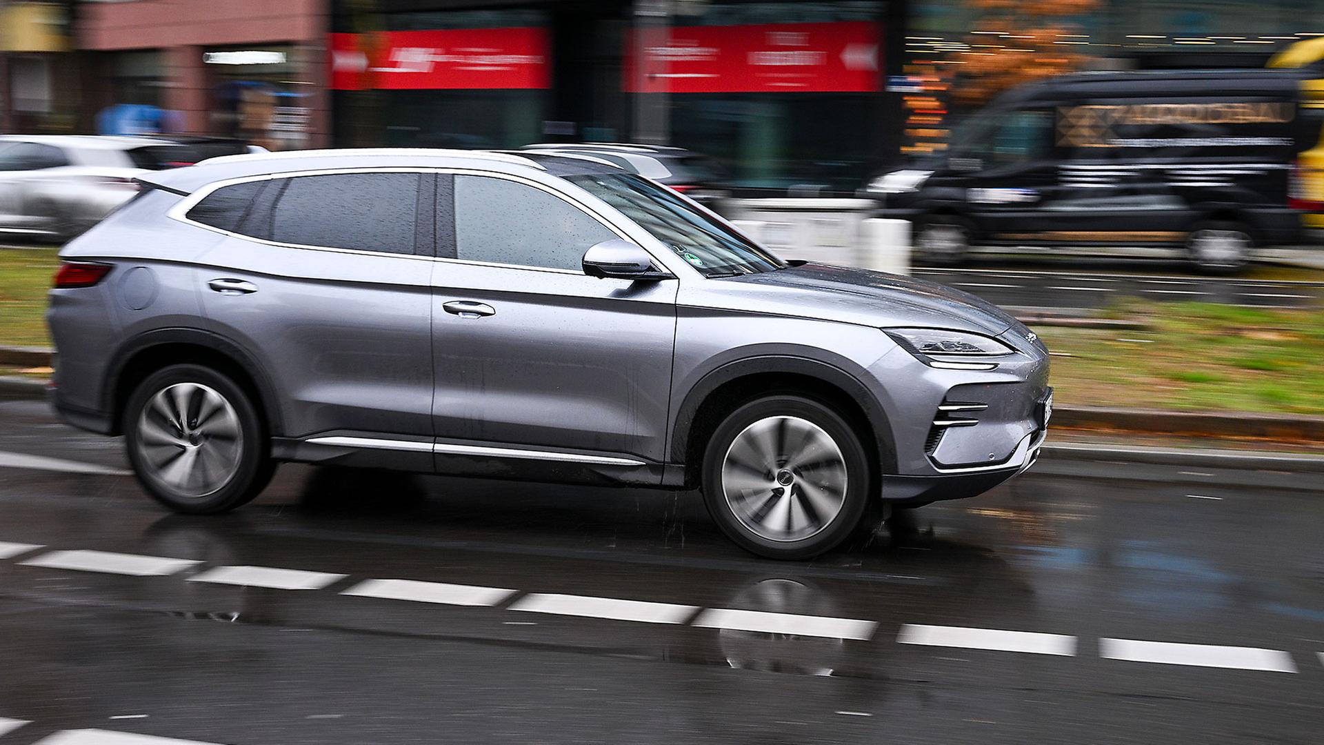 BYD Fahrzeug auf einer Berliner Stra�e. | picture alliance/dpa