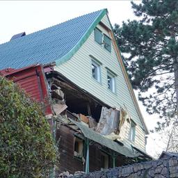 Zerstörter Giebel eines Wohnhauses