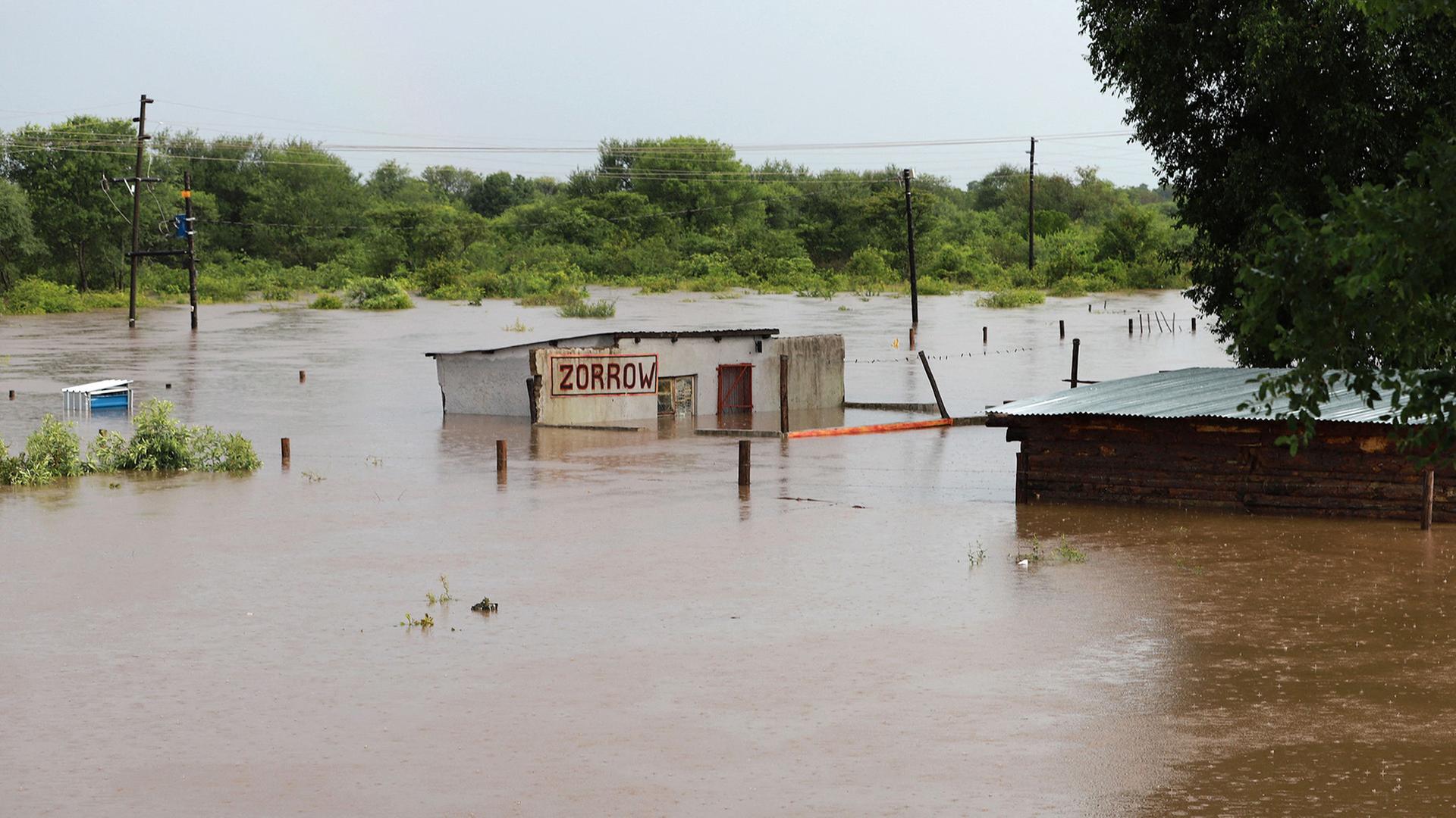 Überschwemmung in Südafrika | AFP
