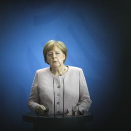 Kanzlerin Merkel spricht auf einer Pressekonferenz in Berlin.
