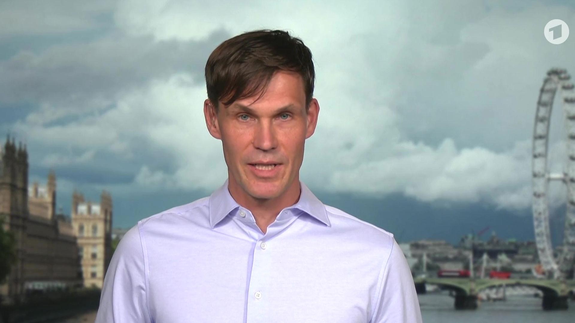Manuel Bewarder, Recherche-Kooperation WDR, NDR und SZ, zur Recherche zu Drohnenvorfall in Leipzig