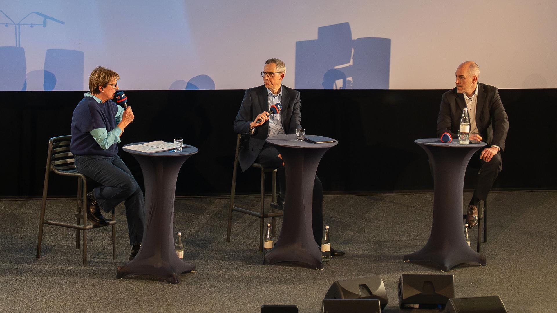 "Es tut uns leid": Gelsenkirchener Sparkassen-Chef stellt sich Kritik