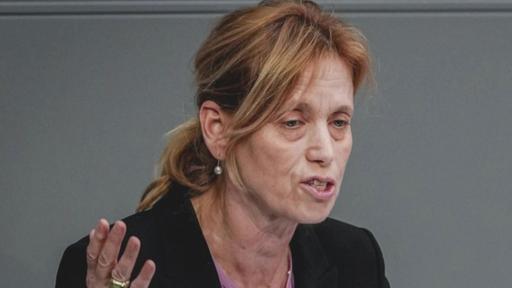 Familienministerin Prien will Zahlung von Unterhaltsvorschuss künftig nur noch bis einschließlich 15. Lebensjahr