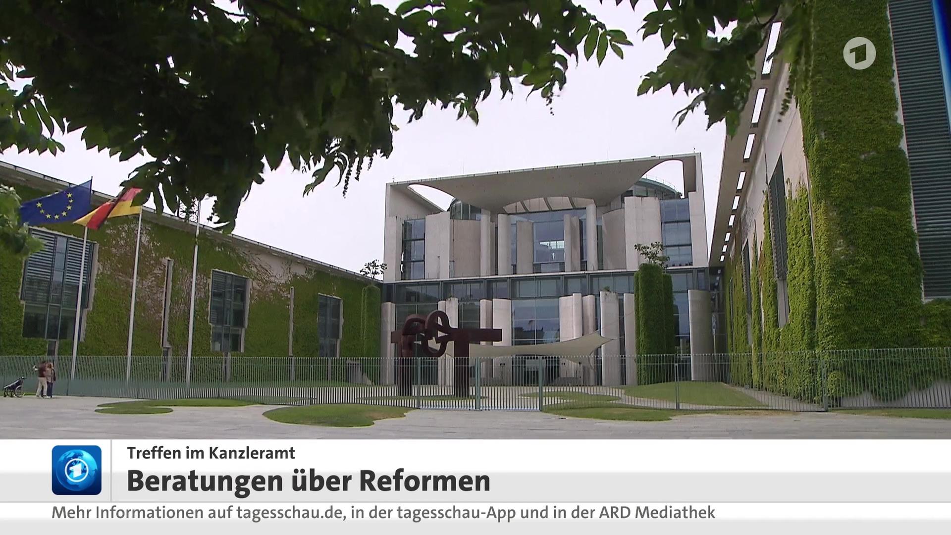 tagesschau in 100 Sekunden