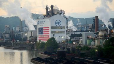 Eine Stahlfabrik in den USA