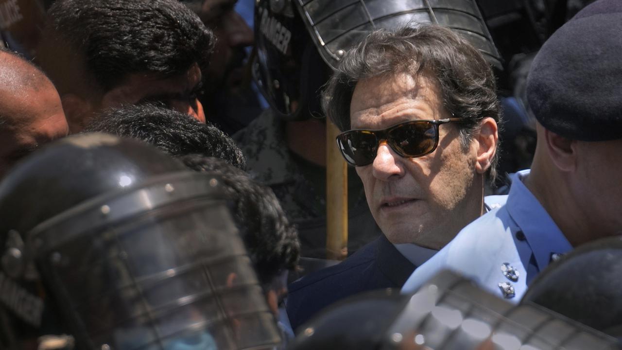 Pakistanischer ExPremier Khan vorübergehend freigelassen tagesschau.de