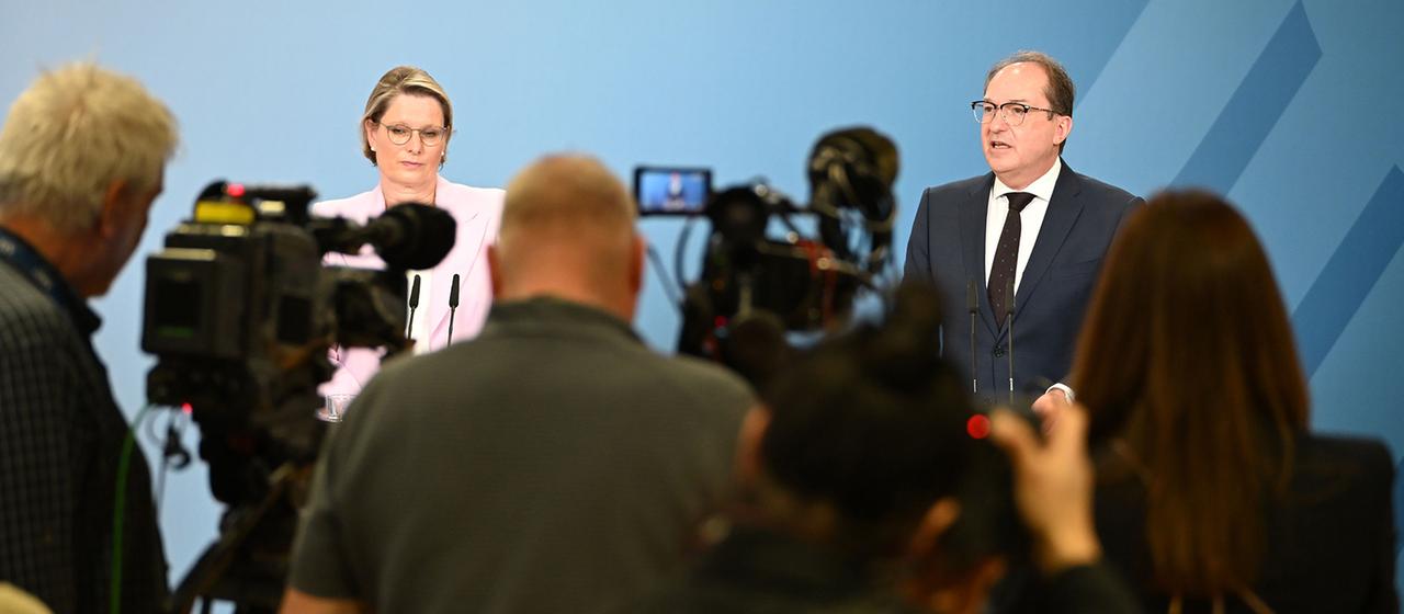 Stefanie Hubig und Alexander Dobrindt
