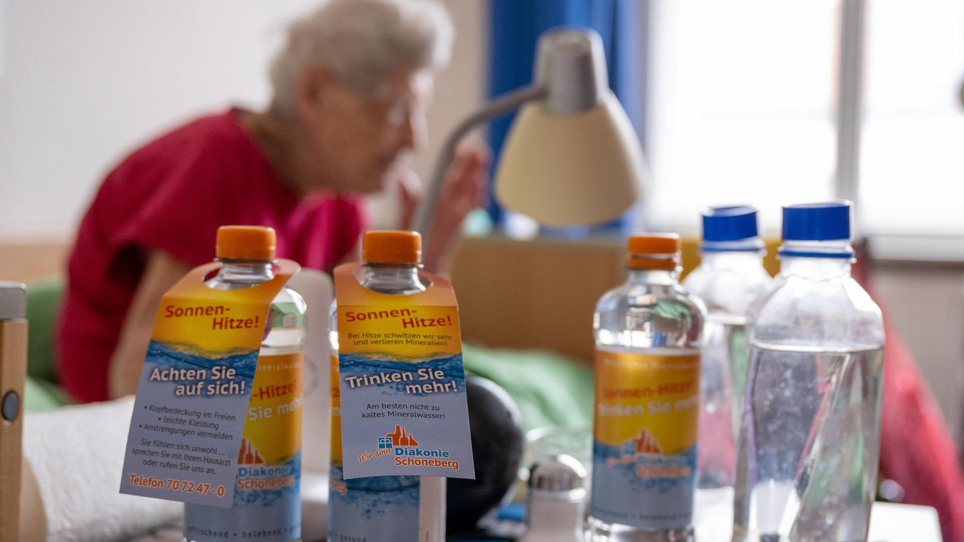 Kritik an fehlendem Hitzeschutz in Pflegeheimen