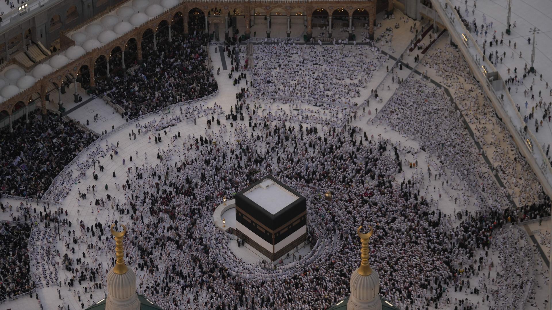 Gläubige befinden sich auf der Pilgerfahrt in Mekka | AP Photo/Altaf Qadri