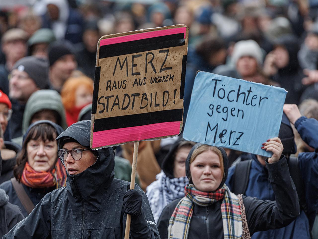 Demos gegen Merz' "Stadtbild"-Äußerung in zahlreichen Städten | tagesschau.de