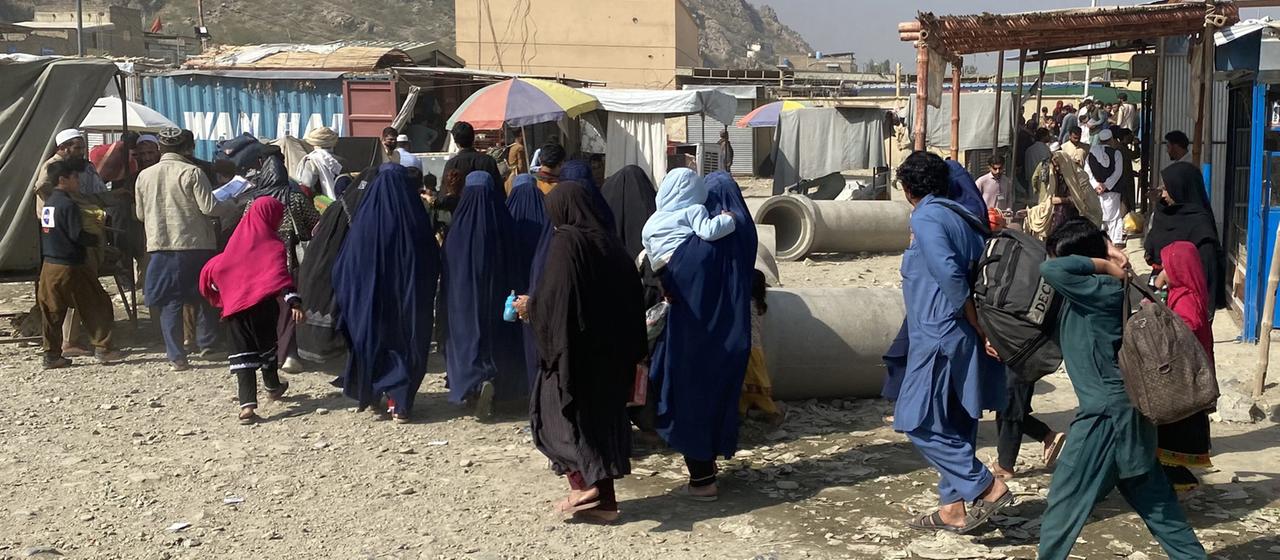 Afghanische Geflüchtete in einem Lager in Pakistan.