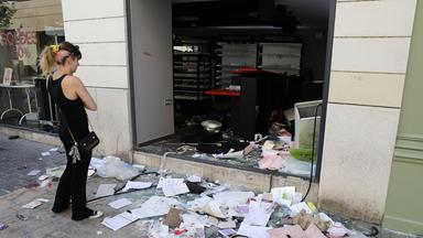 Zerstörtes Geschäft nach Ausschreitungen in Marseille