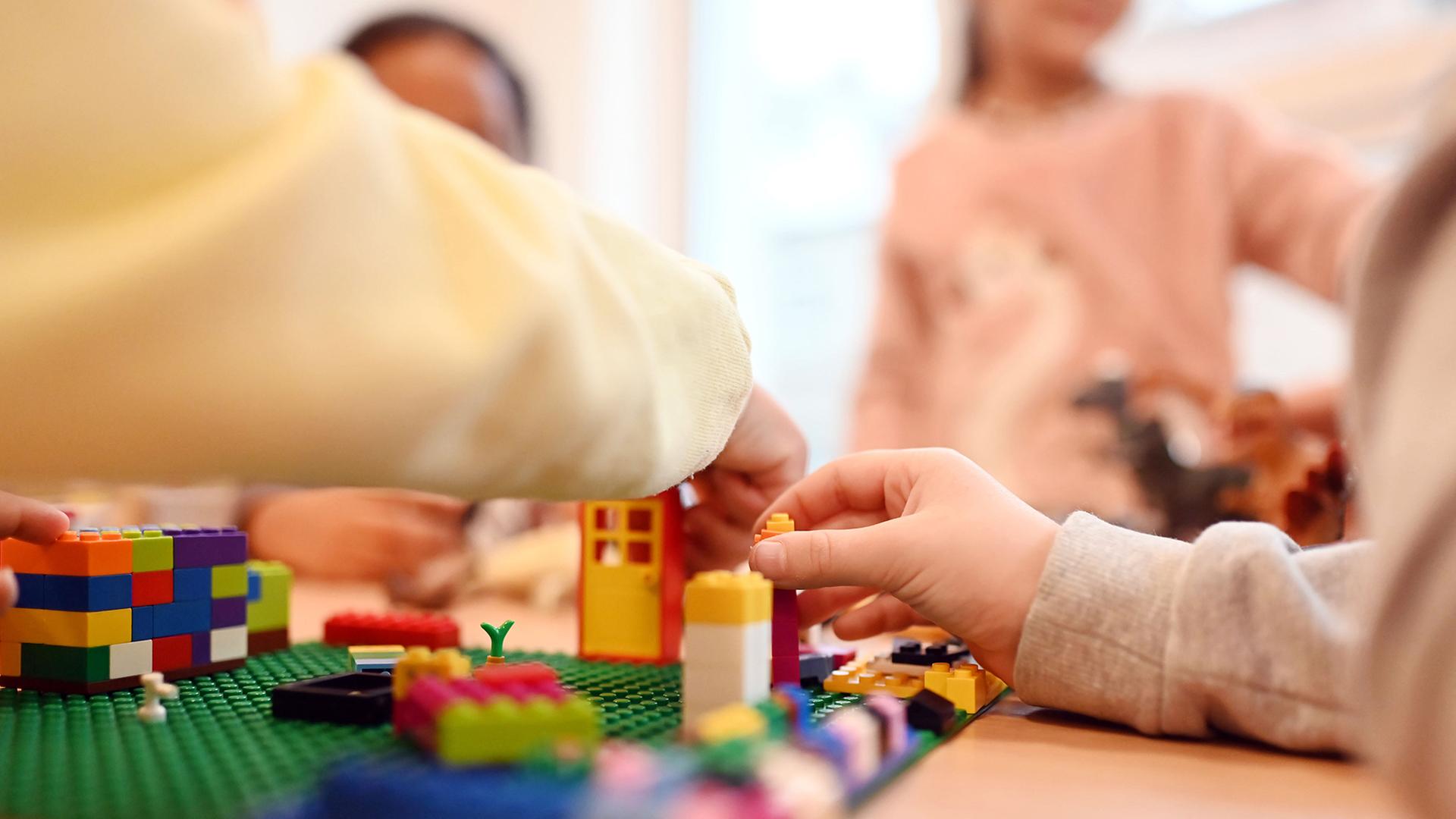 Ausfälle bei der Kinderbetreuung treffen mehr als die Häfte der Eltern Ausfälle bei der Kinderbetreuung treffen mehr als die Häfte der Eltern