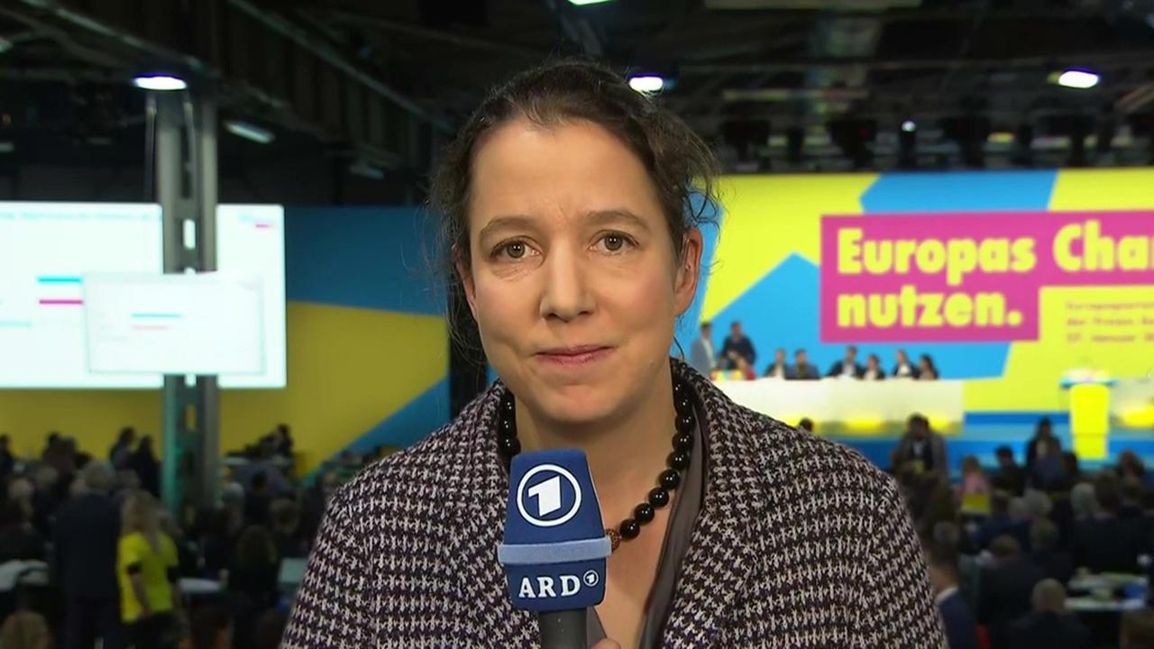 Ariane Reimers, ARD Berlin, mit Hintergründen zum FDPEuropaparteitag