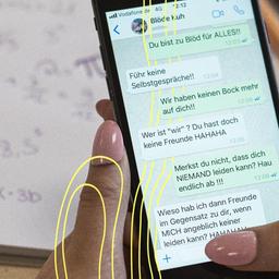 Mobiles - Digitales Mobbing. Symbolaufnahme
